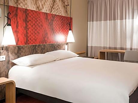 Standard Room with 1 double bed