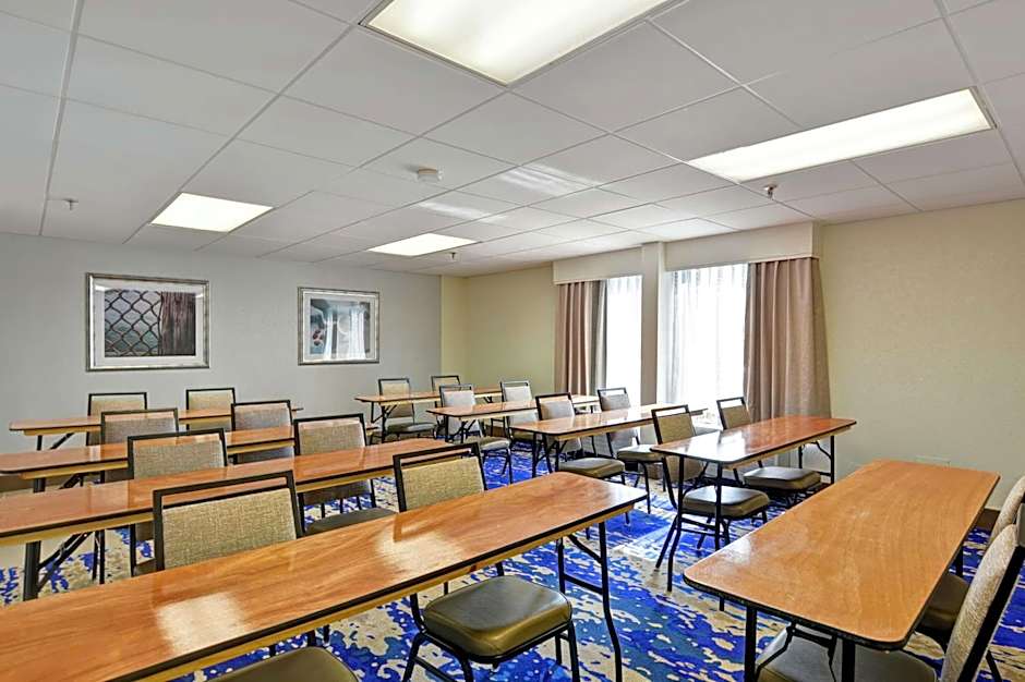 Hampton Inn By Hilton Milford