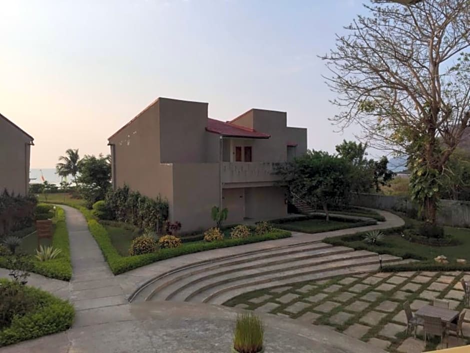 Luwansa Beach Resort