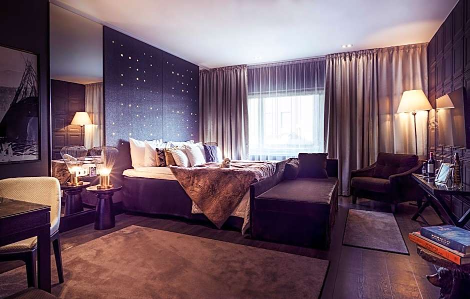 Photo 1 of 50 of Arctic Light Hotel