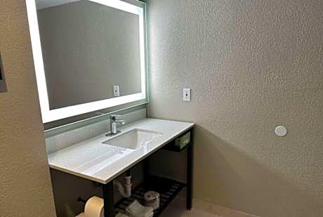 2 Double Beds Deluxe Room Smoking