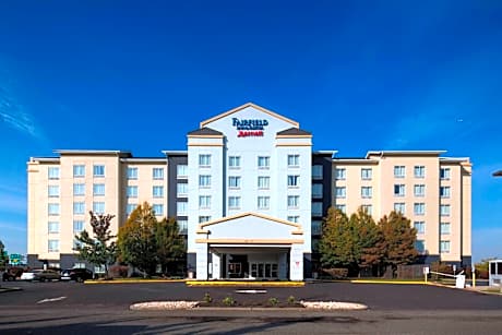 Fairfield Inn & Suites by Marriott Newark Liberty International Airport