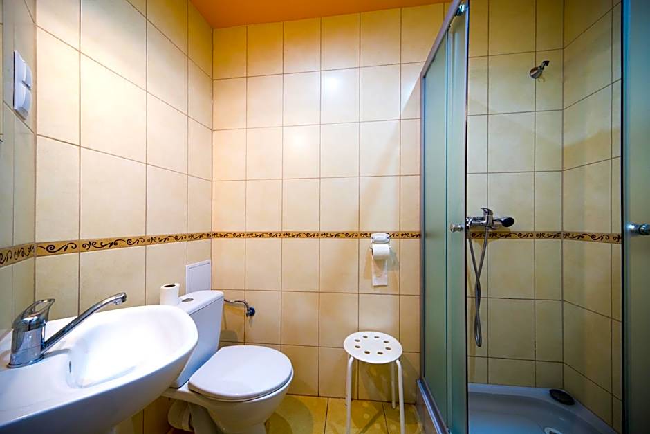 Hostel Tara