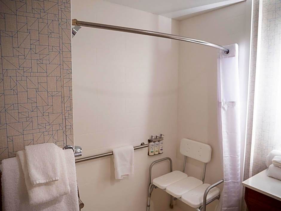 Holiday Inn Express & Suites Greenville Airport By IHG