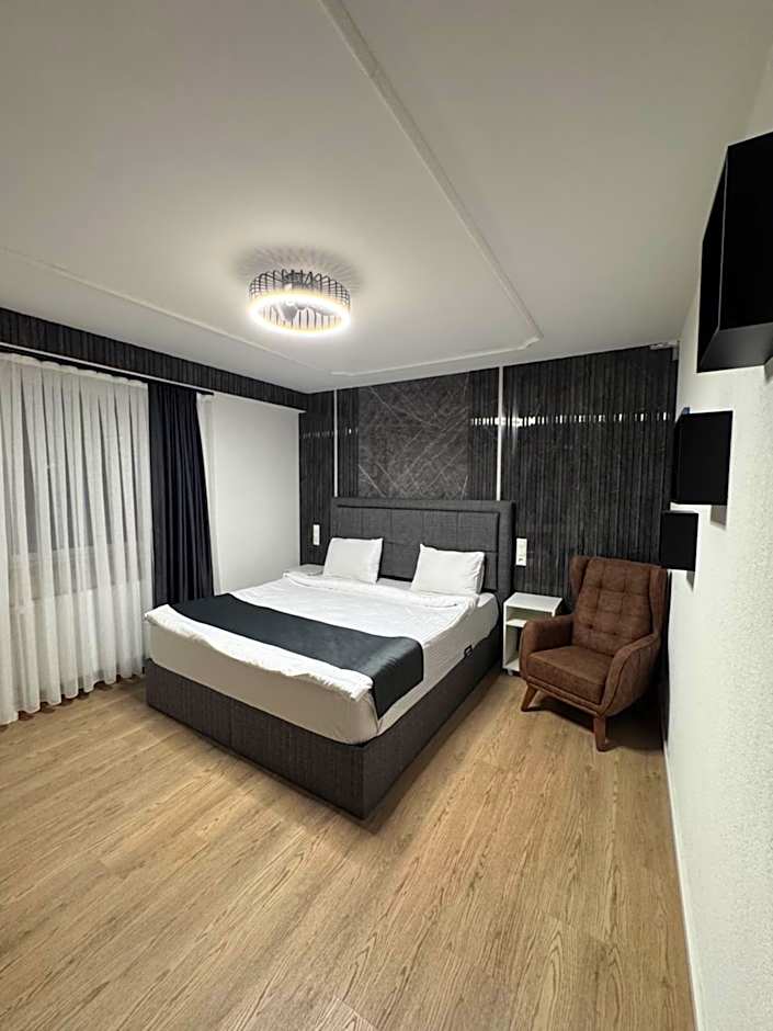DiDo Diamond Hotel