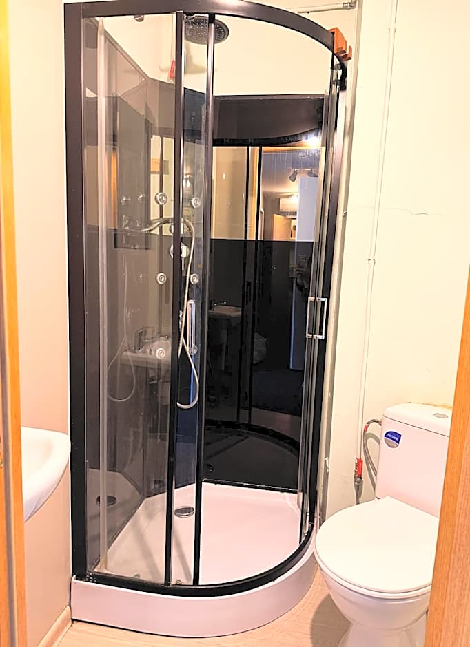 Sadama Hostel & Caravan Camping