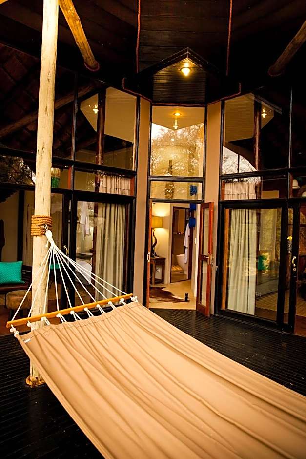 Amakhosi Safari Lodge