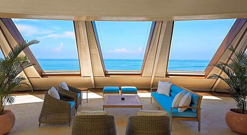 Double-Six Luxury Hotel Seminyak