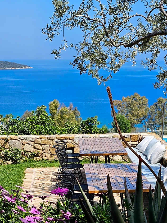 Yialasi Hotel