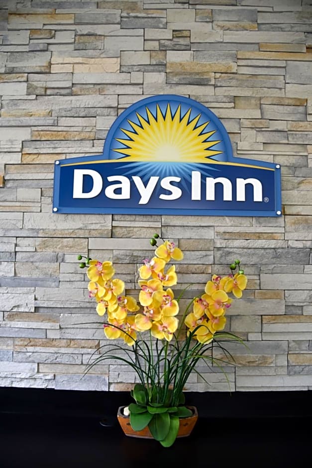 Days Inn by Wyndham Ladson Summerville Charleston