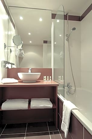 Superior Queen Room with Sofa Bed