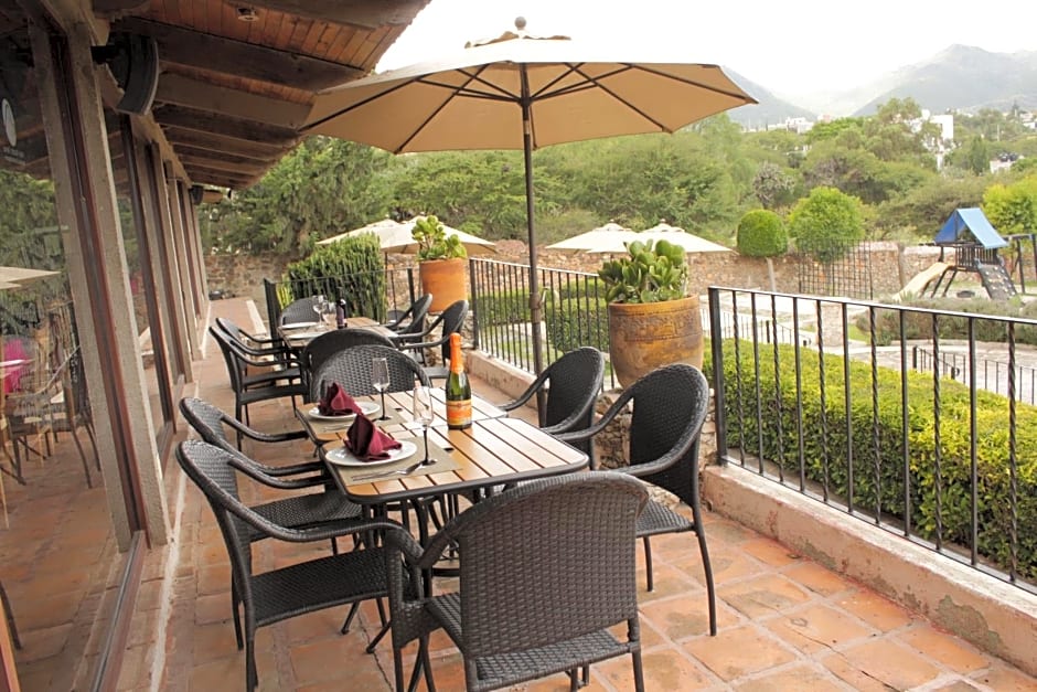 Hotel Parador Vernal