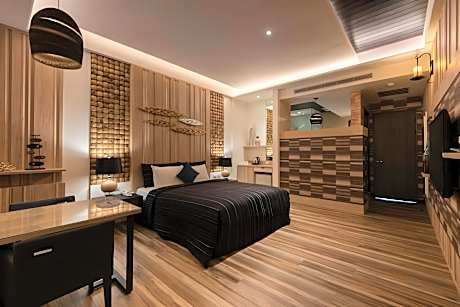 Standard Double Room - Check-In After 9:00 PM