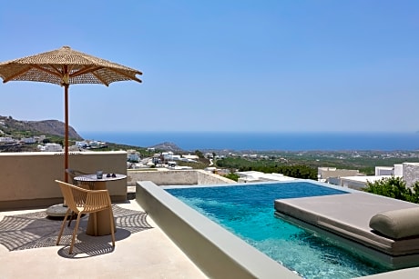 Master Suite Sea View with Heated Pool