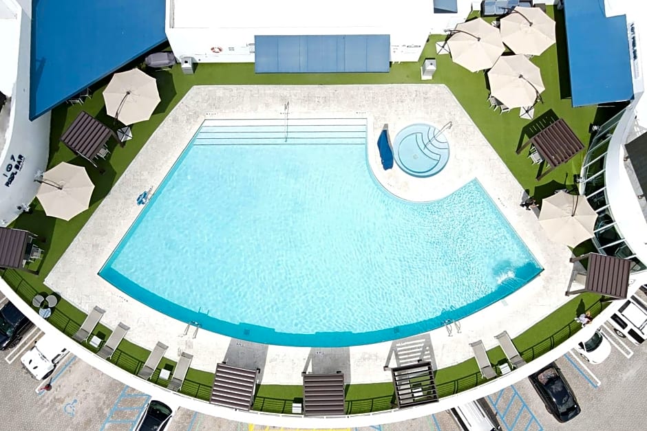 Nuvo Suites Hotel - Miami / Doral