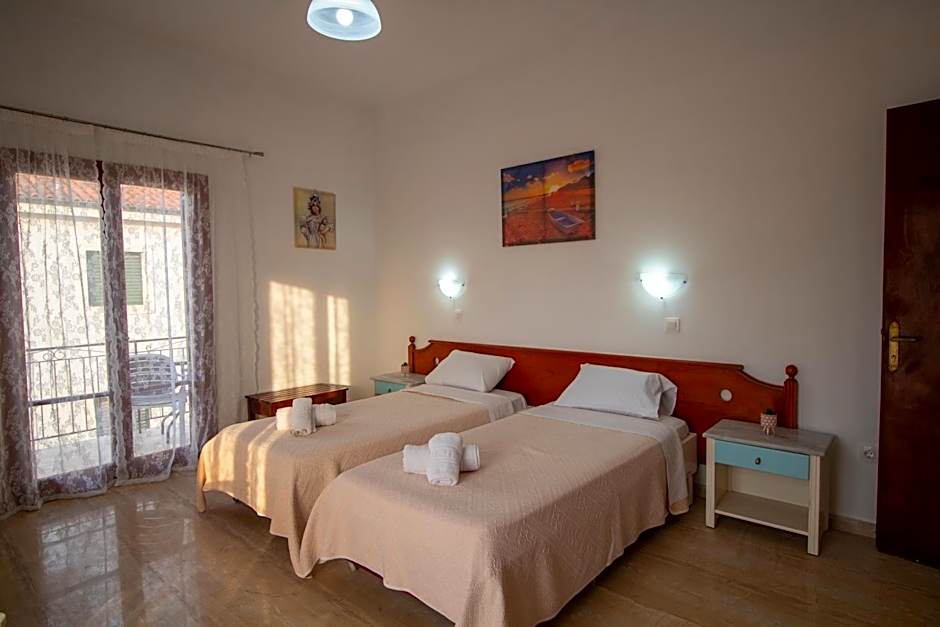 Harrys bar & apartments