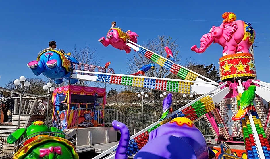 Dawlish Warren Holidays