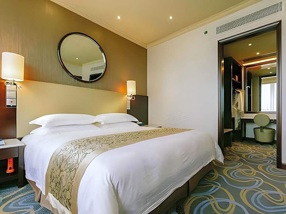 Ocean Hotel