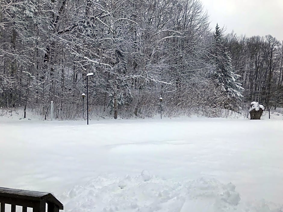 Big Axe Bed & Breakfast