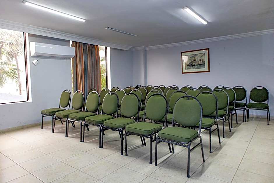 Hotel Faranda Express Puerta Del Sol Barranquilla, A Member of Radisson Individuals