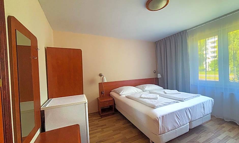 City Hostel