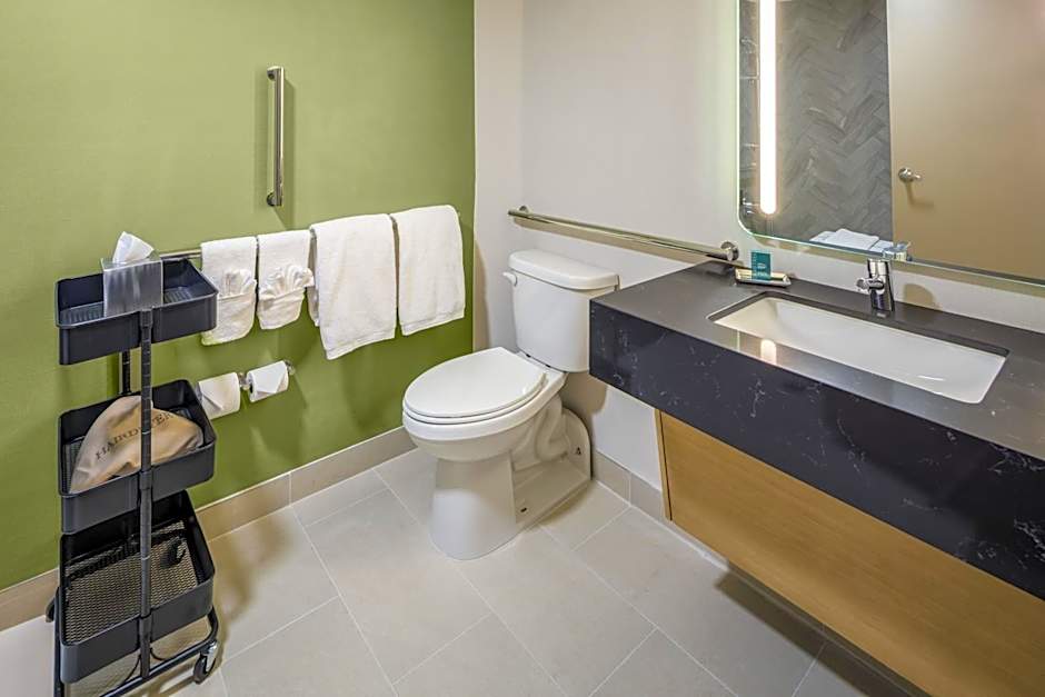 DoubleTree by Hilton Laredo