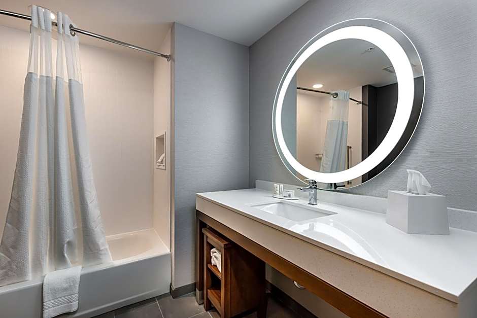 Courtyard by Marriott Pensacola I-10 West