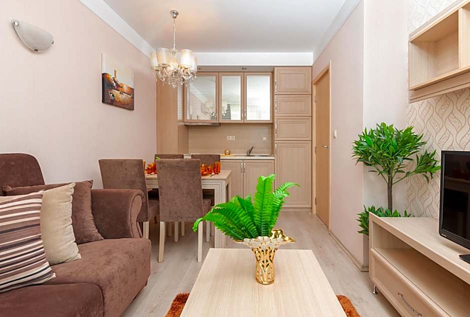 Harmony Suites Saint Vlas