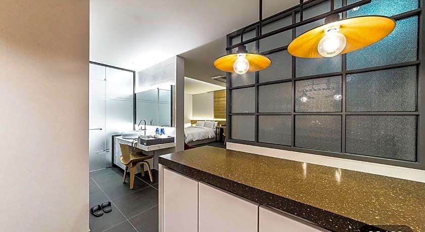 Suwon Saint Hotel