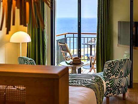 Deluxe Double or Twin Room and Sea View