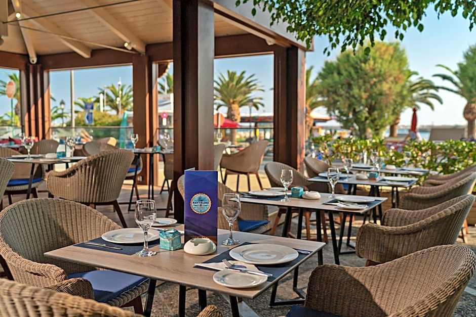 Kyma Suites Beach Hotel