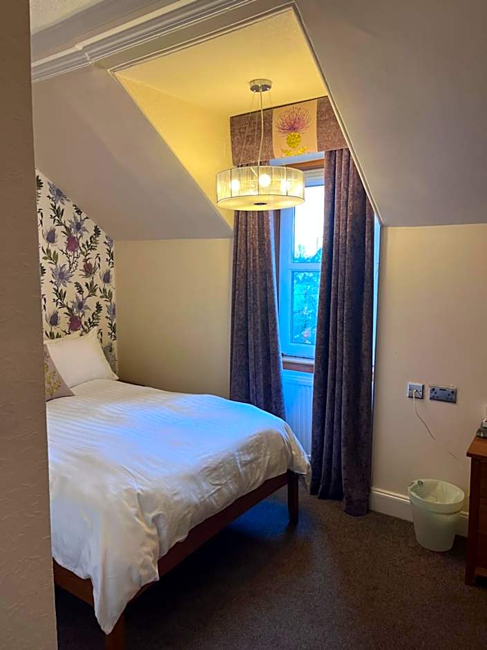 Ravenswood Guest House