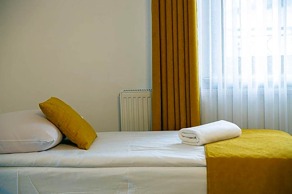 „Malućko Chata”