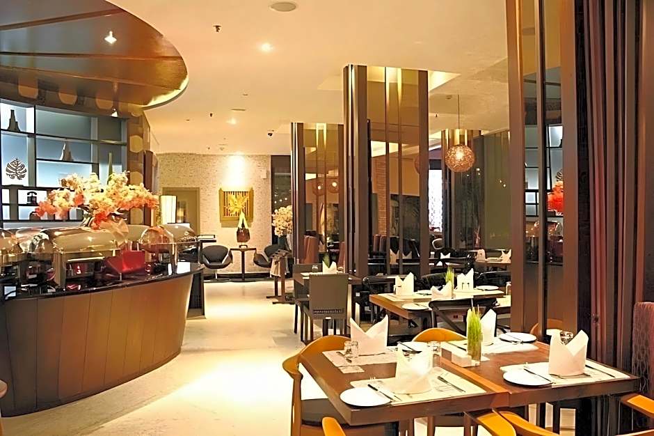 Sotis Hotel Falatehan