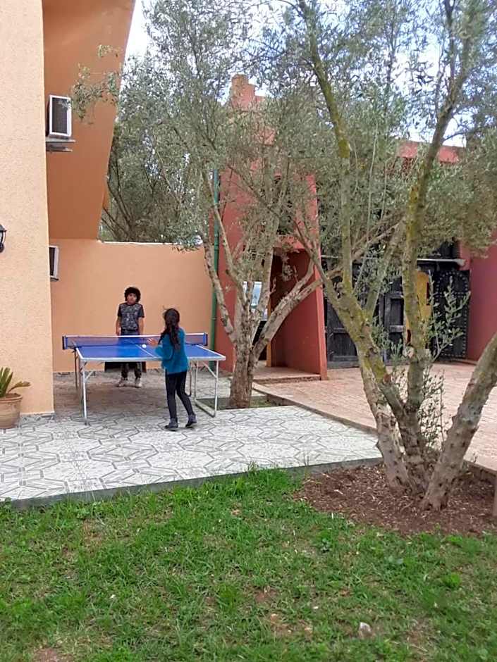 Equi Palace & SPA Near Aeroport