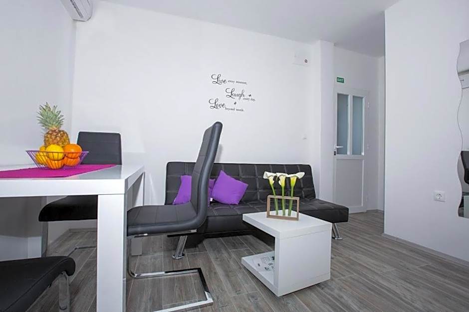 Apartments Villa Roza