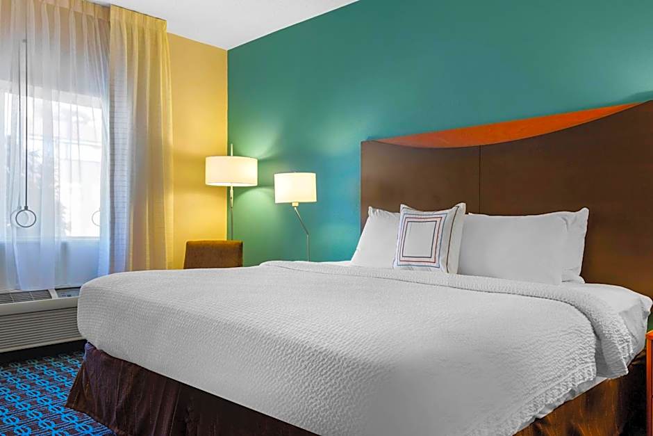 AmericInn by Wyndham St. Cloud MN Shopping Area