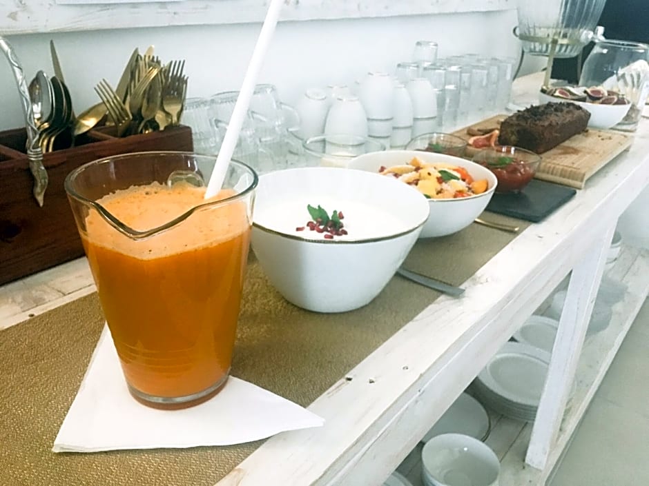 Sandhi House - Yoga & Wellness