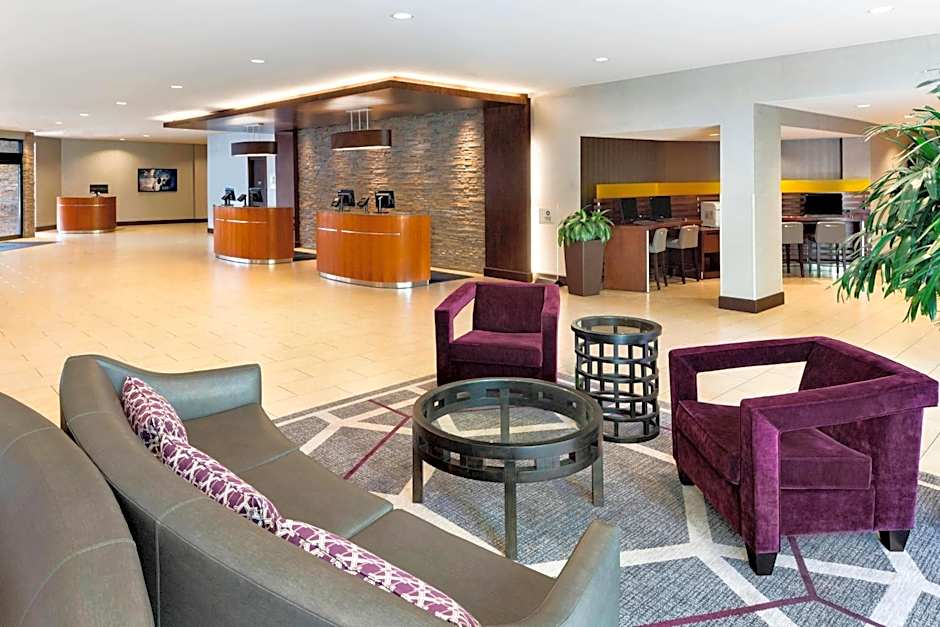 Sheraton Vancouver Airport Hotel