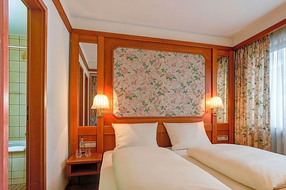 Centro Hotel Stern, Trademark Collection by Wyndham