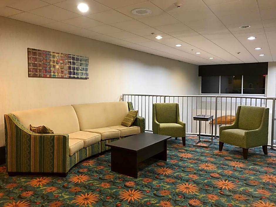 Holiday Inn Express & Suites Southport - Oak Island Area, an IHG Hotel
