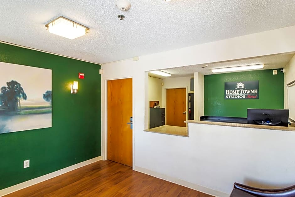 Hometowne Studios Houston - West Oaks/ Energy Corridor
