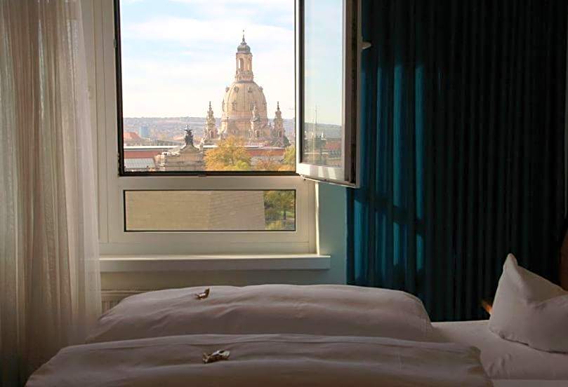 Hotel Am Terrassenufer