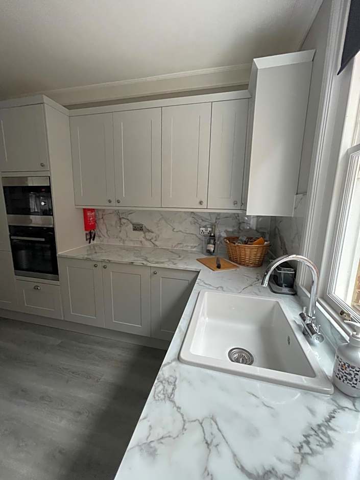 One Warwick Park Hotel