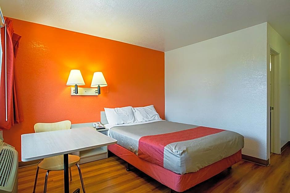 Motel 6 Prescott