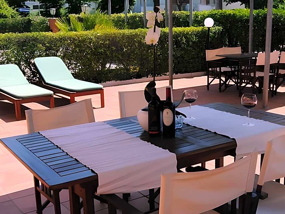 Hotel Liu