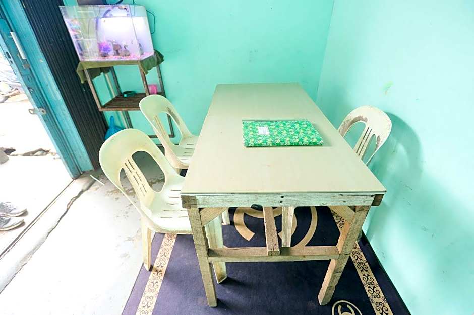 Hotel O Penginapan ReniNearMall Nagoya Hill