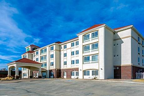 La Quinta Inn & Suites by Wyndham Dodge City