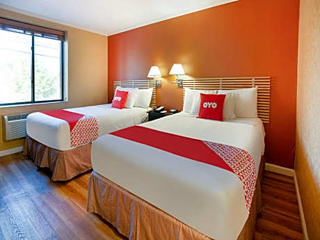 Two Queen Beds