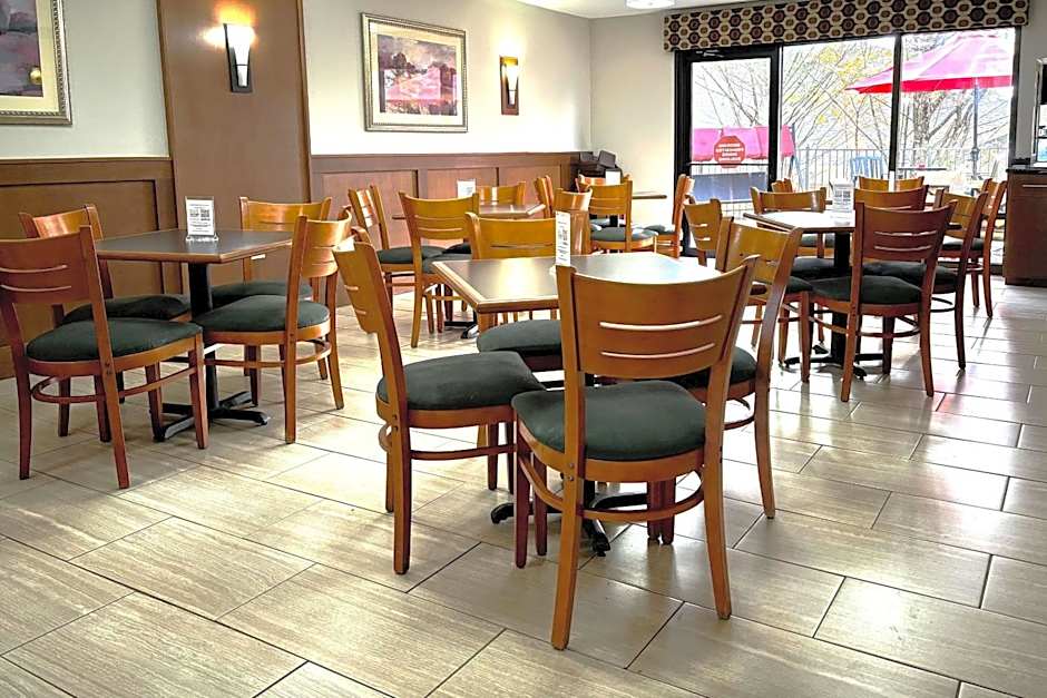 Quality Inn & Suites Dawsonville